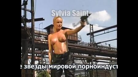 Actiongirls. Girls with guns! Cool erotic!