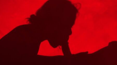 За завесой пошлости