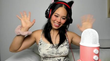 Я ебаться хочу, а не вот этой хуйней заниматься