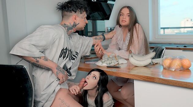 Твоя все равно ничего не увидит