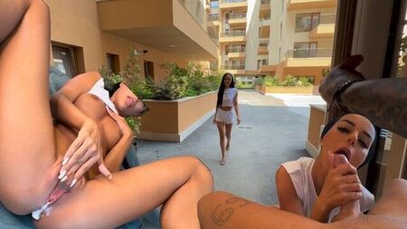 Удачно в гости зашла