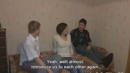 Русская порнуха - продал молодую жену другу