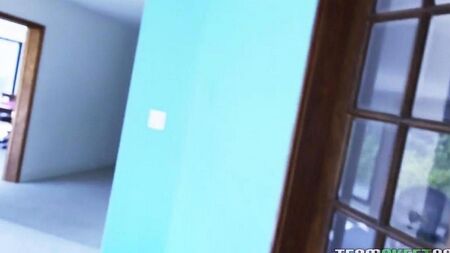 Alexia Gold отсосала мулату перед сексом