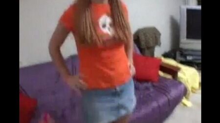 Силой взял женщину за волосы и вошел в нее сзади