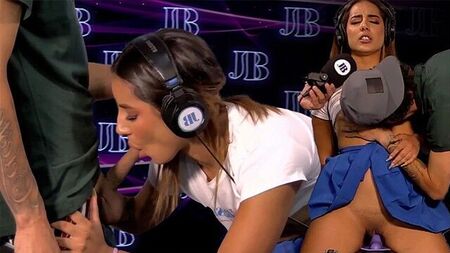 Утехи в прямом эфире