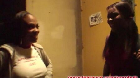 Жопастые негритянки