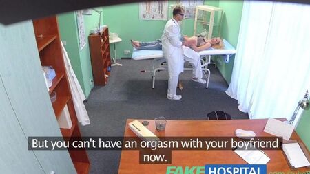 Скрытая камера в кабинете гинеколога