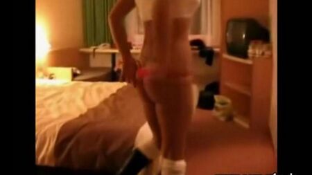 Начал с анала, а кончил на лицо