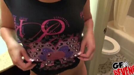 Брат ебет сексуальную сестру