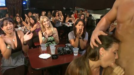 Умеют жен люди веселиться!