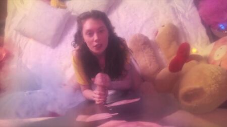 Сосать члены. Вот ее настоящее призвание