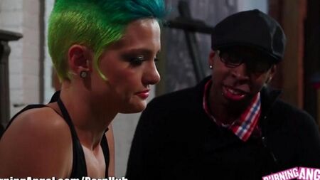 Анал с эмо блондинкой