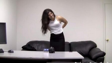 Кастинг для порно с красивой девушкой