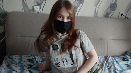 Она знает свой дело на отлично. Потому что она шлюха