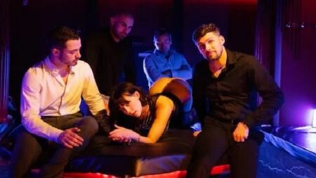 Ну раз одна блядь есть, значит уже можно покуражиться