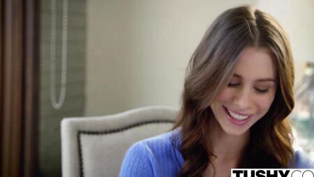 Отдала свой анал брату лучшей подруги