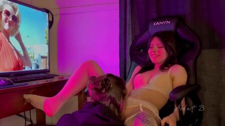 Кунилингус за кадром