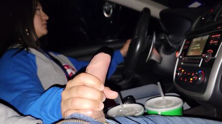 Она перепутала мой хуй с коробкой переключения передач