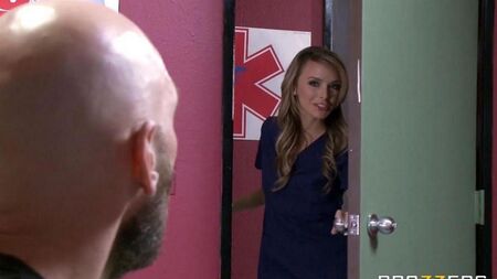 Две киски и парень