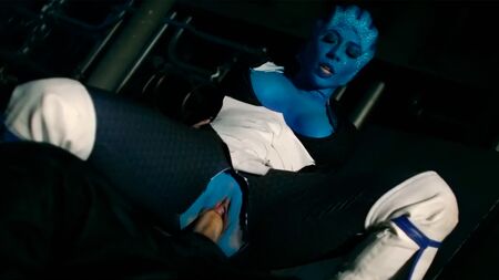 Кстати, а как вы к фантастике относитесь?