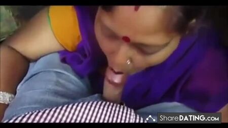 Desi Aunty Giving Blowjob and Deepthroat Drank Cum
