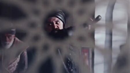 Я Кесем Султан.