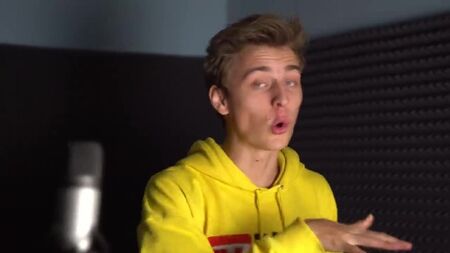 НОВОЕ ВИДЕО ВЛАД БУМАГА А4 УПАЛ С 10,000 МОНЕТ !