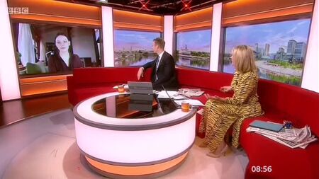 Дафни Кин на BBC Breakfast (2020)