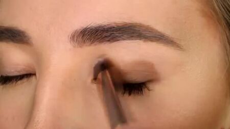 Стрелки для нависшего века