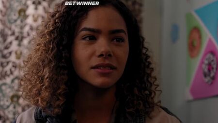 Джинни и Джорджия (1 серия) (2021) Ginny & Georgia