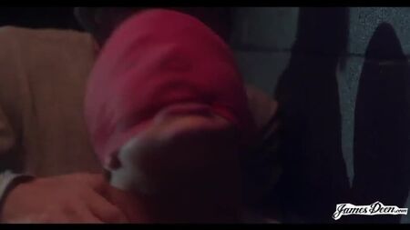 Ebet_suku_nasilno_a_ona_brykaetsya_Domashnee_porno_lyubitelskoe_porno_seks_anal_minet_gorlovojj_minet_glubokijj_minet_854.mp4