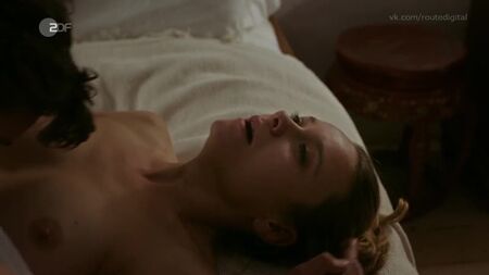 Anna Unterberger Nude - Das Tal der Morder (2019) HD 720p Watch Online