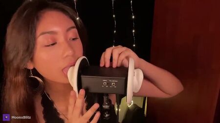 [Moon Blitz ASMR] ASMR ~ Ear Licking | Tingly Intense Mouth Sounds 