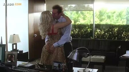 Голая Скарлетт Йоханссон