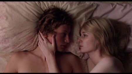 Elizabeth Debicki Nude - Breath (2017) HD 1080p Watch Online / Элизабет Дебики - Дыхание