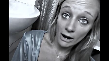 ПОРНО ИНЦЕСТ -- МАМА НЕ ДОЛЖНА УЧИТЬ ТЕБЯ ЭТОМУ -- порно на русском языке