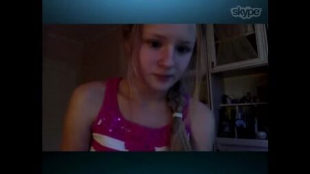 Порно фильм бесплатно: русские студенты устраивают горячий разврат