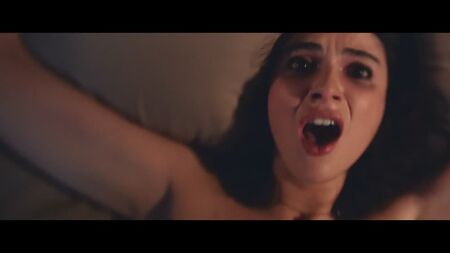 Vanessa Marano, Giorgia Whigham, etc - Saving Zoë (2019) 1080p Nude? Sexy! / Ванесса Марано, Джорджиа Уигэм - Спасая Зои