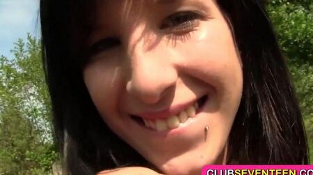 Встала раком для пикапера