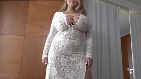 HOT BIG BOOBS BLONDE