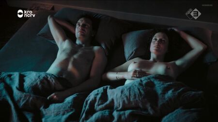 Katja Schuurman Nude - Vlucht HS13-s01e07 (NL 2016) 720p