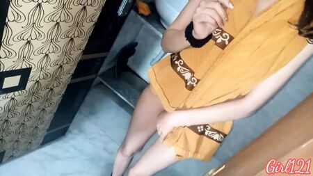 Indian sister cum in mouth and swallow it