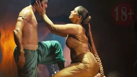 Swetha Menon hot Boobs Show