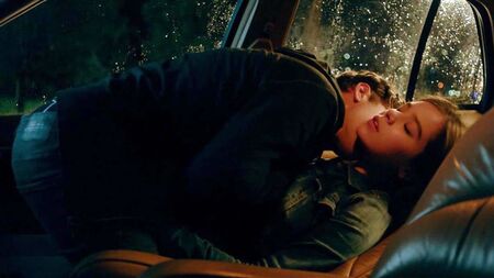 Hailee Steinfeld Sexy Scene On ScandalPlanet.Com