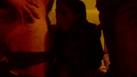 mio marito filma mentre succhio due cazzi