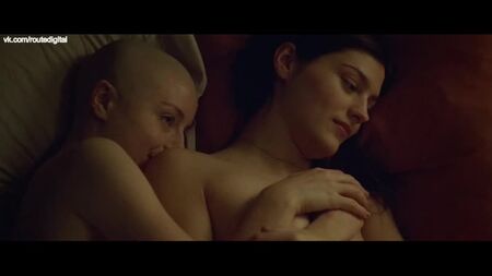 Kacey Rohl, Amber Anderson Nude - White Lie (2019) HD 1080p Web Watch Online / Кейси Рол, Эмбер Андерсон - Ложь во спасение